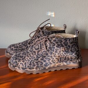 Sz7 Bearpaw Woman's Skye Exotic Boots Leopard